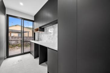 1752055044792_bwrm-9