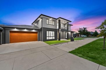 Throsby-11-Booroolong-St_001