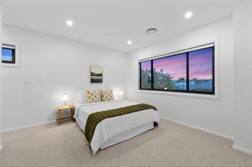 Throsby-11-Booroolong-St_012