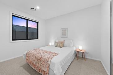 Throsby-11-Booroolong-St_018