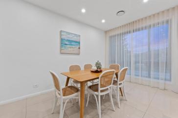 Throsby-11-Booroolong-St_027