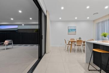 Throsby-11-Booroolong-St_029