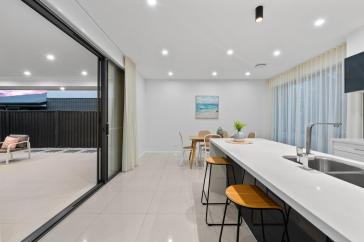 Throsby-11-Booroolong-St_030