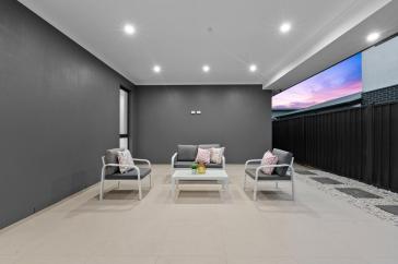 Throsby-11-Booroolong-St_032