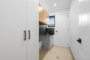 1752050941911_bwrm-4