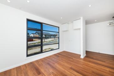 04_29QuongTartAveDENMAN