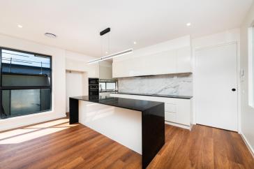 09_29QuongTartAveDENMAN