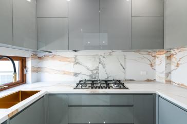 07_60LoisSimpsonCrWHITLAM