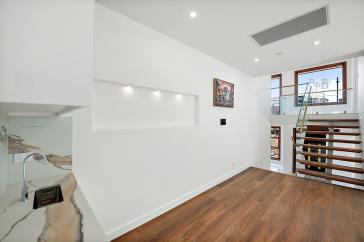 08_60LoisSimpsonCrWHITLAM