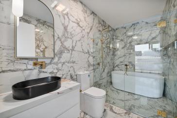 14_60LoisSimpsonCrWHITLAM