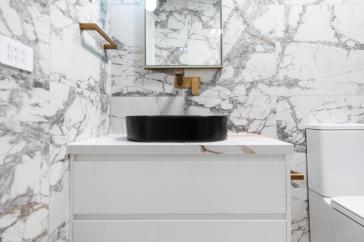 15_60LoisSimpsonCrWHITLAM