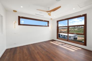 19_60LoisSimpsonCrWHITLAM